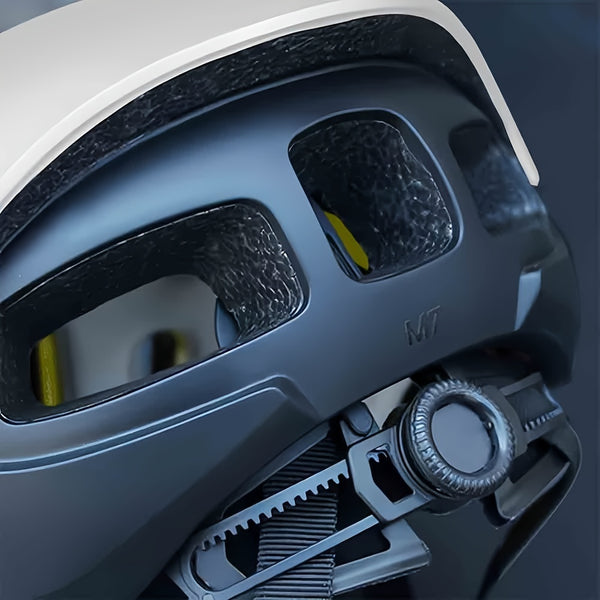 Bike Helmet Men Ultralight Ventilate Adjustable PC Material Fits Head Bicycle Helmet Circumference 22.83-24.02inch Road Cycling Helmet